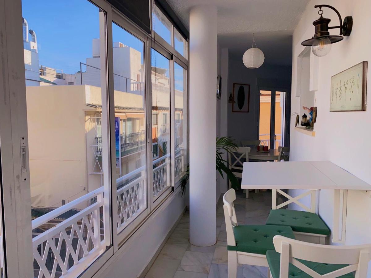 Alojamiento En La Carihuela-Costa Del Sol Торемолинос Екстериор снимка